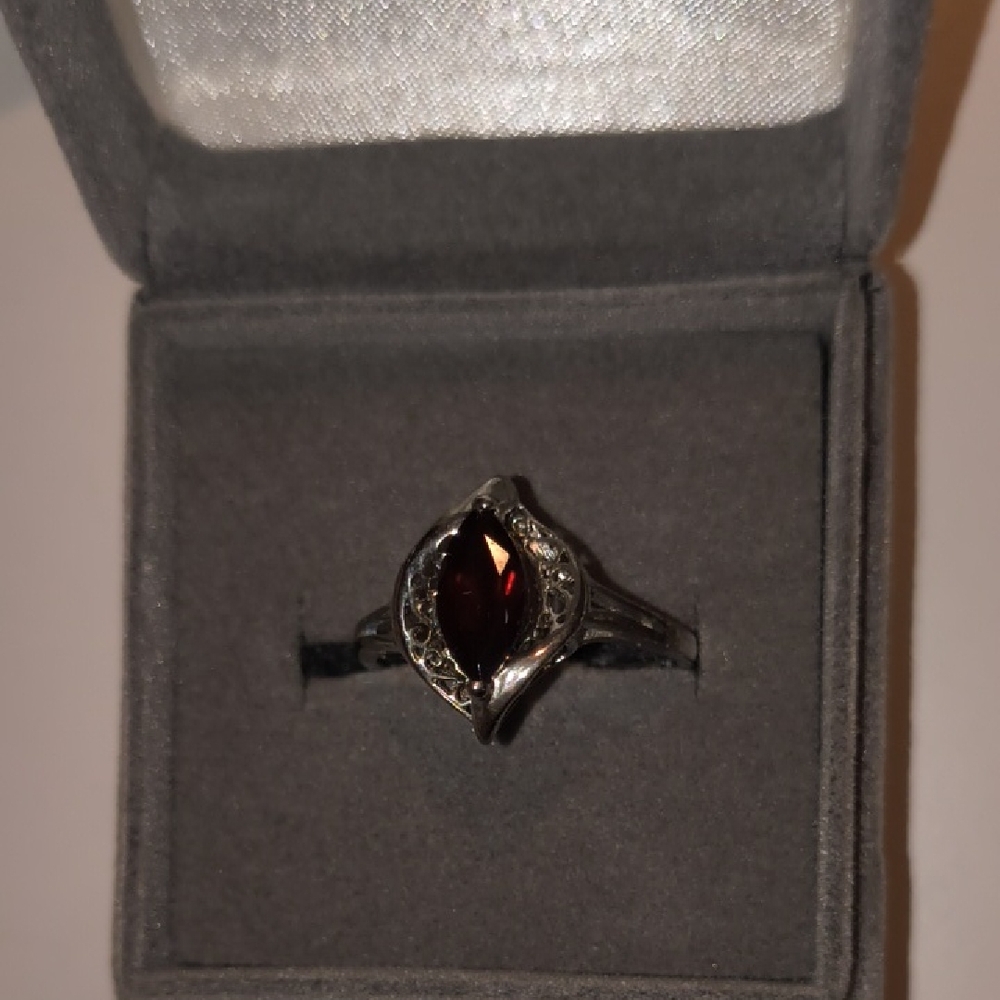 Sterling Silver Marquis and genuine Garnet Gemstone Ring Size 10